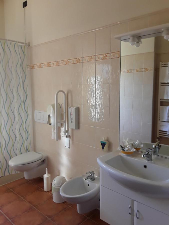 Albergo Al Portico Azzano Decimo ภายนอก รูปภาพ